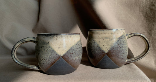Obsidian Cream Slash Mug