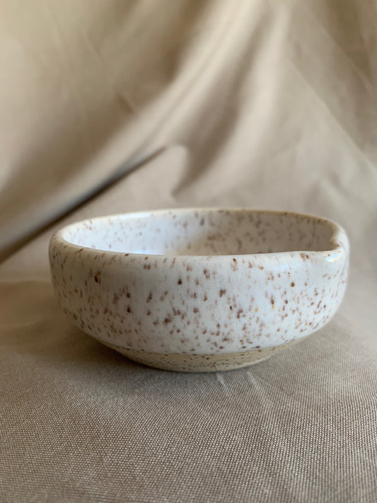 Pouring bowl