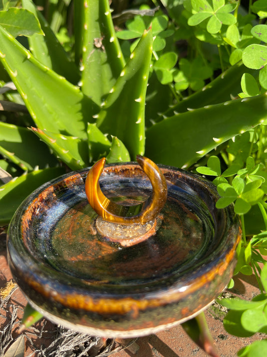 TiE Crescent Ring Dish